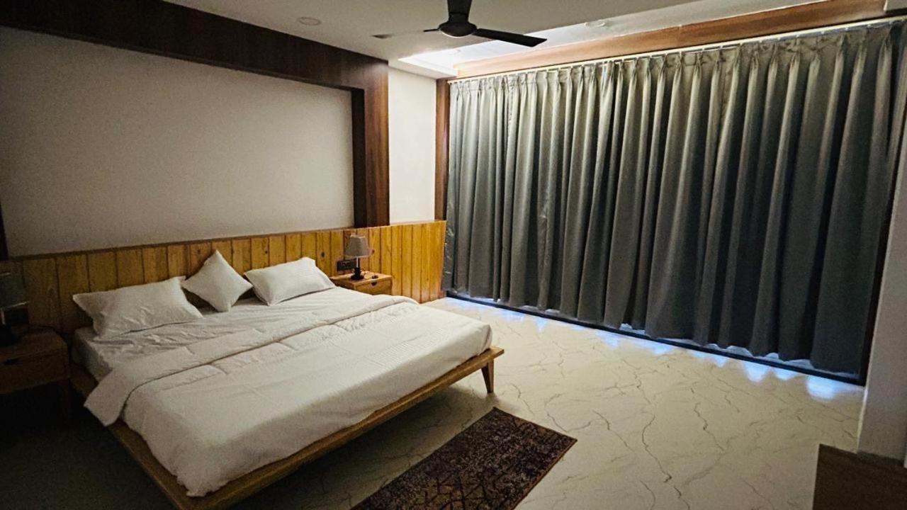 Fun O Farm Luxury Farm Villa Indore Extérieur photo